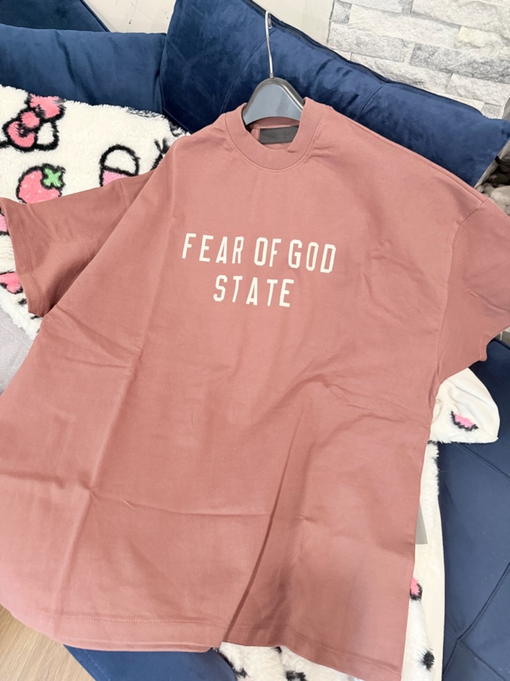 Fear of God ESSENTIALS Burgundy Crewneck T-shirt size M - Picture 2 of 8